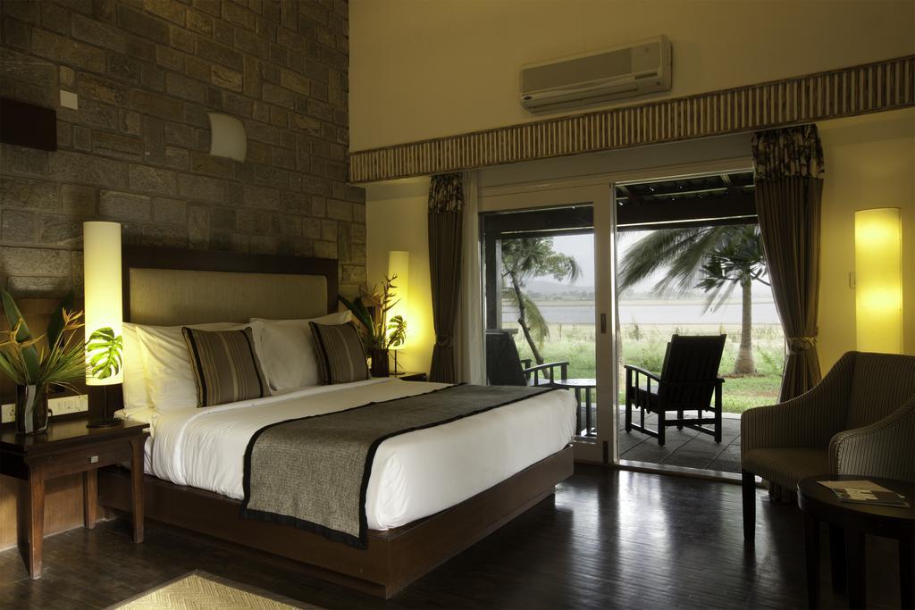 The Serai Kabini Hotel Begūr Eksteriør billede